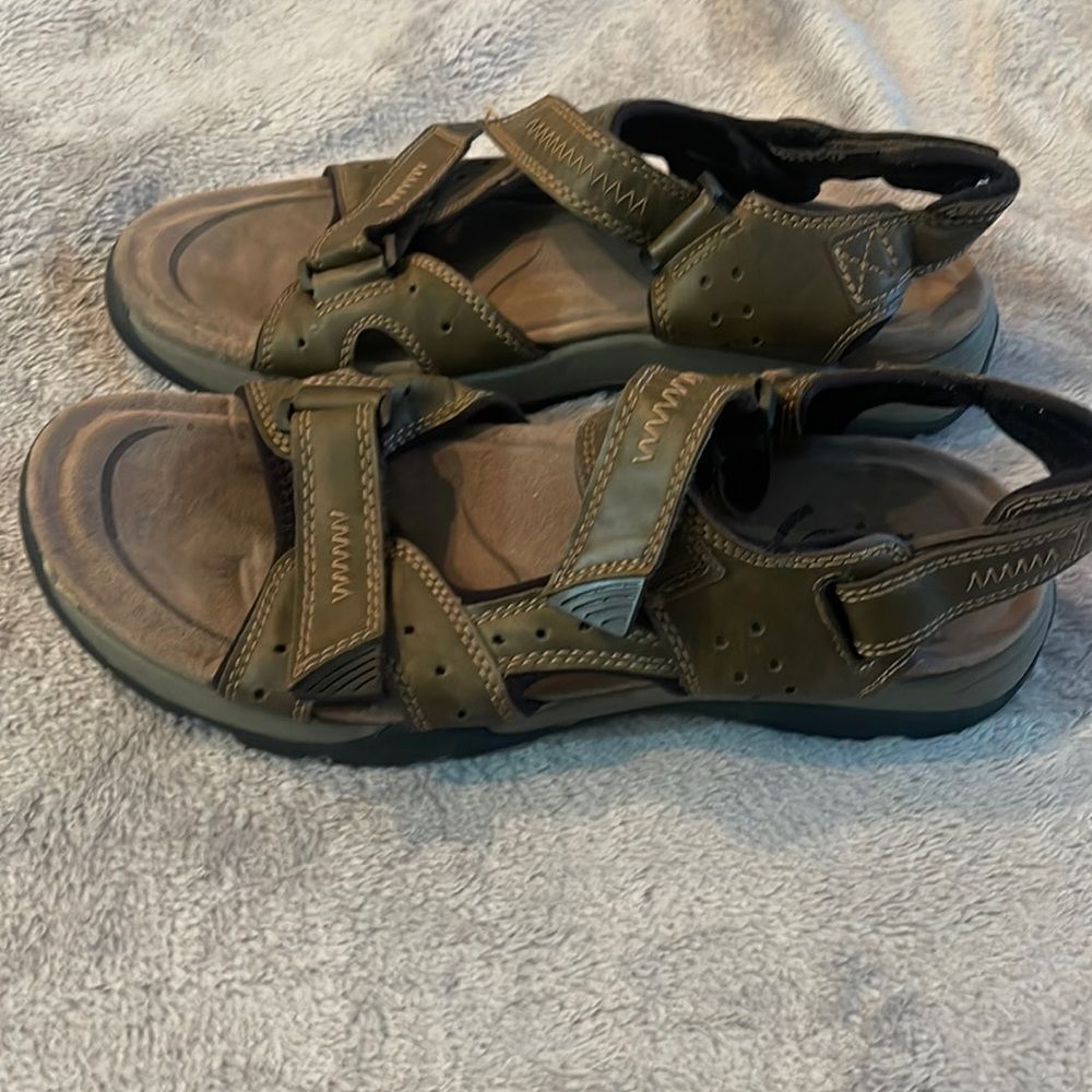 Mens Earth spirit outdoor sandals size 13
